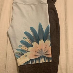 Alo Goddess yoga pants